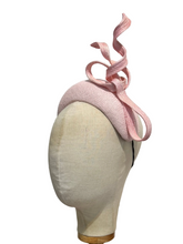Load image into Gallery viewer, Soft pink bow headpiece