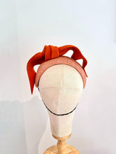 Load image into Gallery viewer, knot ruffle  headpiece - Rust

