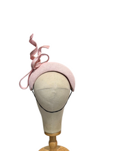Load image into Gallery viewer, Soft pink bow headpiece