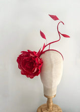 Load image into Gallery viewer, Single feather Bloom  headband
