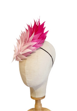Load image into Gallery viewer, Ombré feathered headpiece
