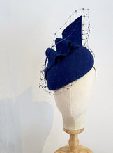 Load image into Gallery viewer, Blue Ruffle  felt hat
