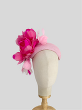 Load image into Gallery viewer, Custom Blooms Feather floral Headpiece - deposit payment
