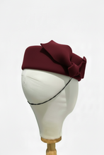 Load image into Gallery viewer, Side Bow pillbox  - burgundy
