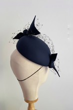 Load image into Gallery viewer, all about the bows - Navy blue
