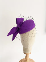 Load image into Gallery viewer, Violet  bow  felt hat
