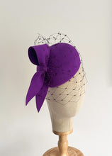 Load image into Gallery viewer, Violet  bow  felt hat
