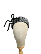 Load image into Gallery viewer, derby pillbox with bow
