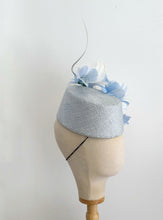 Load image into Gallery viewer, Laura Feather Blooms - blues
