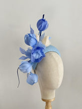 Load image into Gallery viewer, Blue Blooms Headpiece
