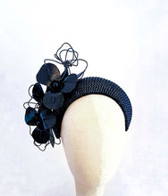 Load image into Gallery viewer, LOTTIE  black headpiece
